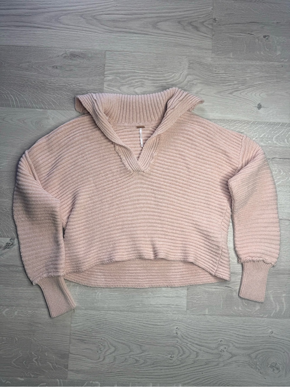 Free People V-Notch Cropped Ribbed Sweater - Blush